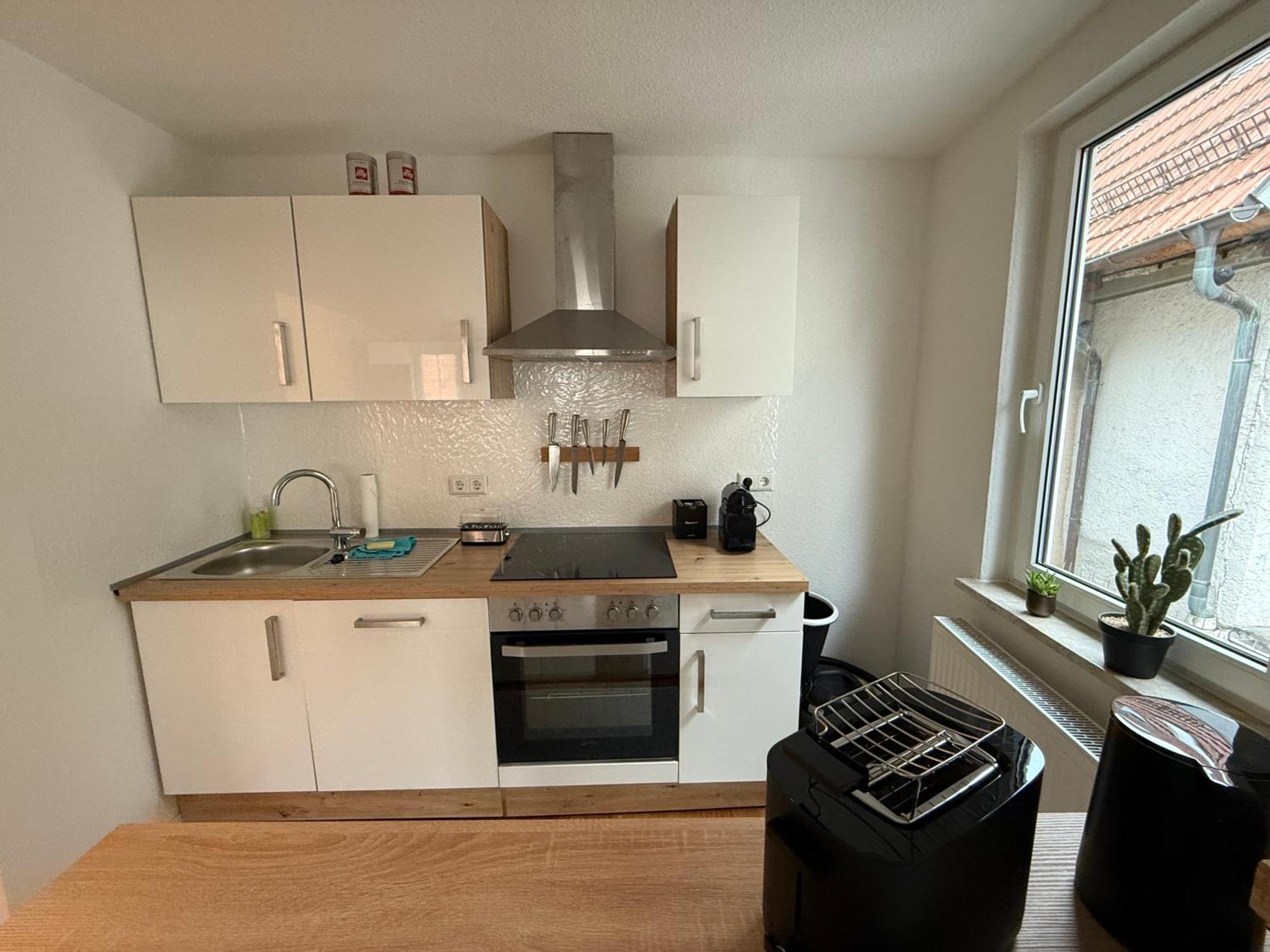 Stylisches Apartment Mit Grossem Tageslichbad Am Marktplatz Leonberg Exteriér fotografie